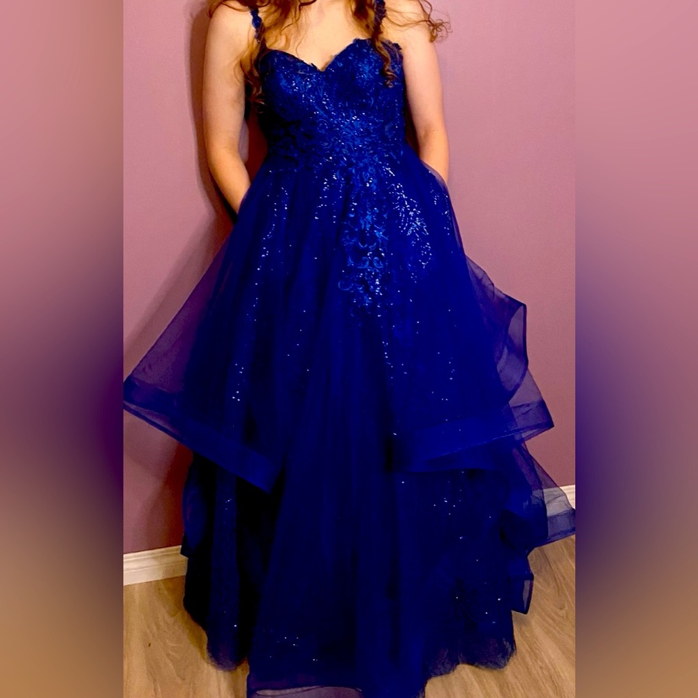 Grad dress 2024 size 10